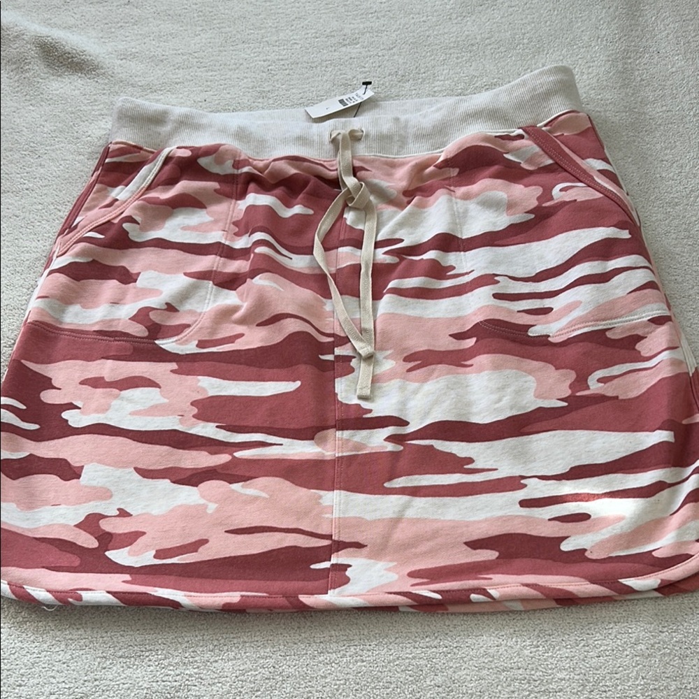 Talbots / Pink Camouflage Skirt / Size: L